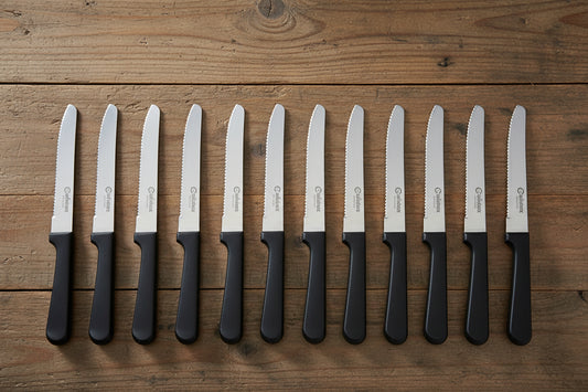 Juego de 12 cuchillos para carne Cuisinox.